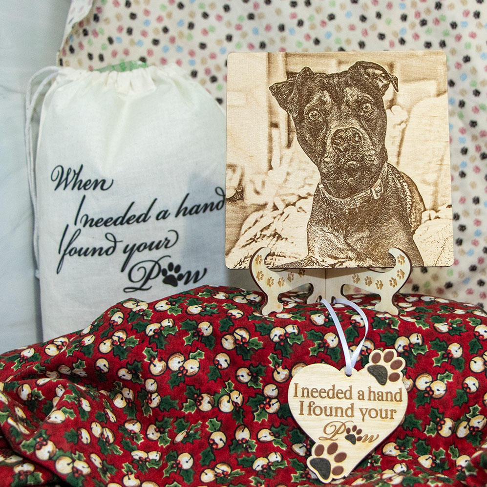 Custom wood photo engraving